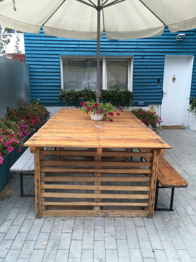 Banat 4 Hostel Букурещ Екстериор снимка